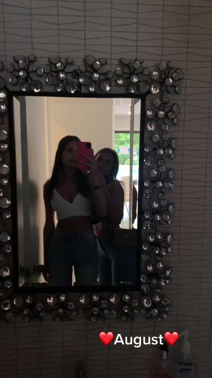 @Sari.weiss