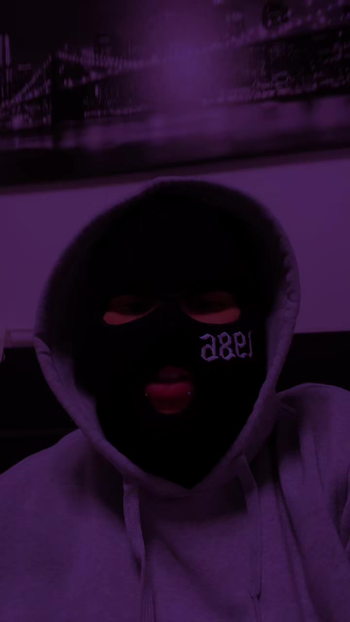 @Vivi