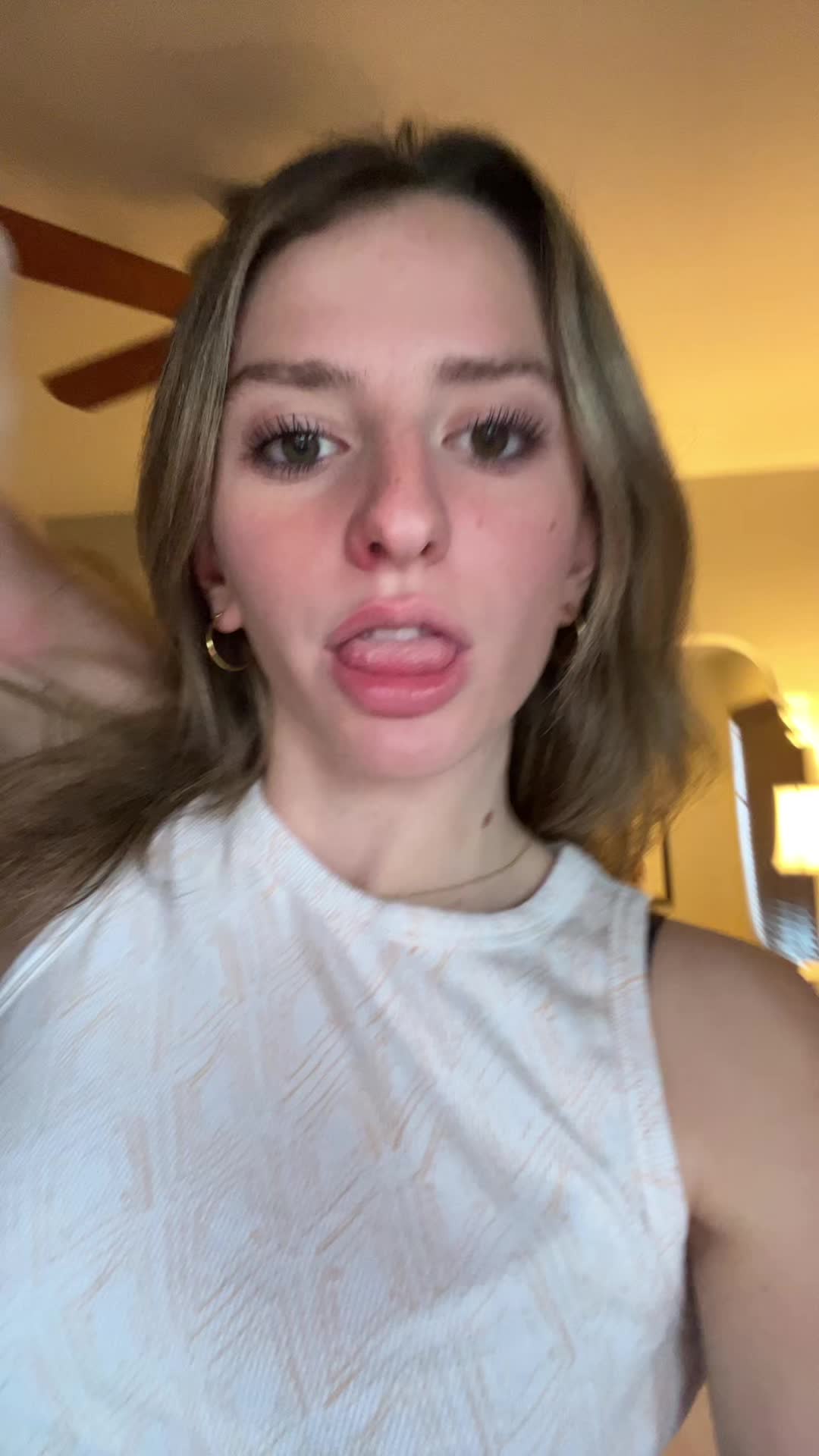 @notjuliahenderson