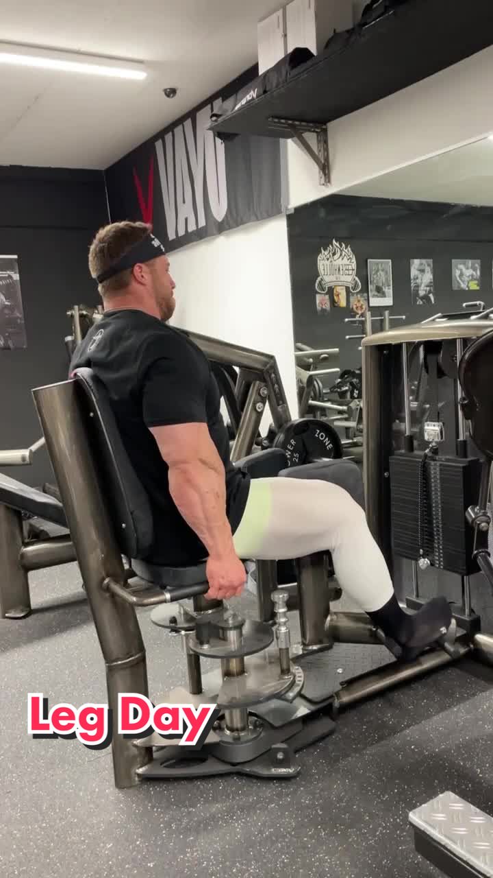 @Tim Budesheim IFBB Pro