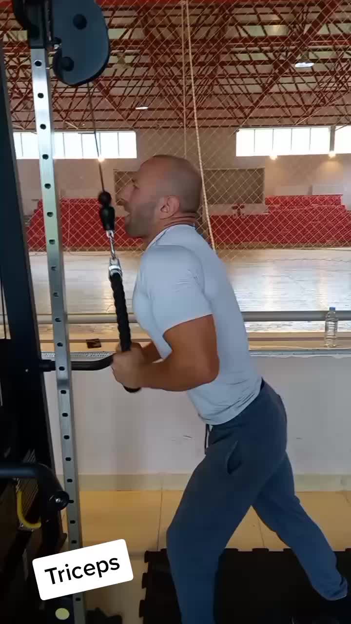 @Feel in fit out
