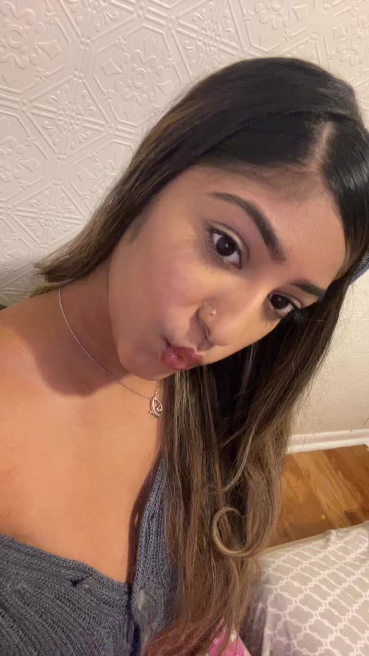 @Aneesa 😝