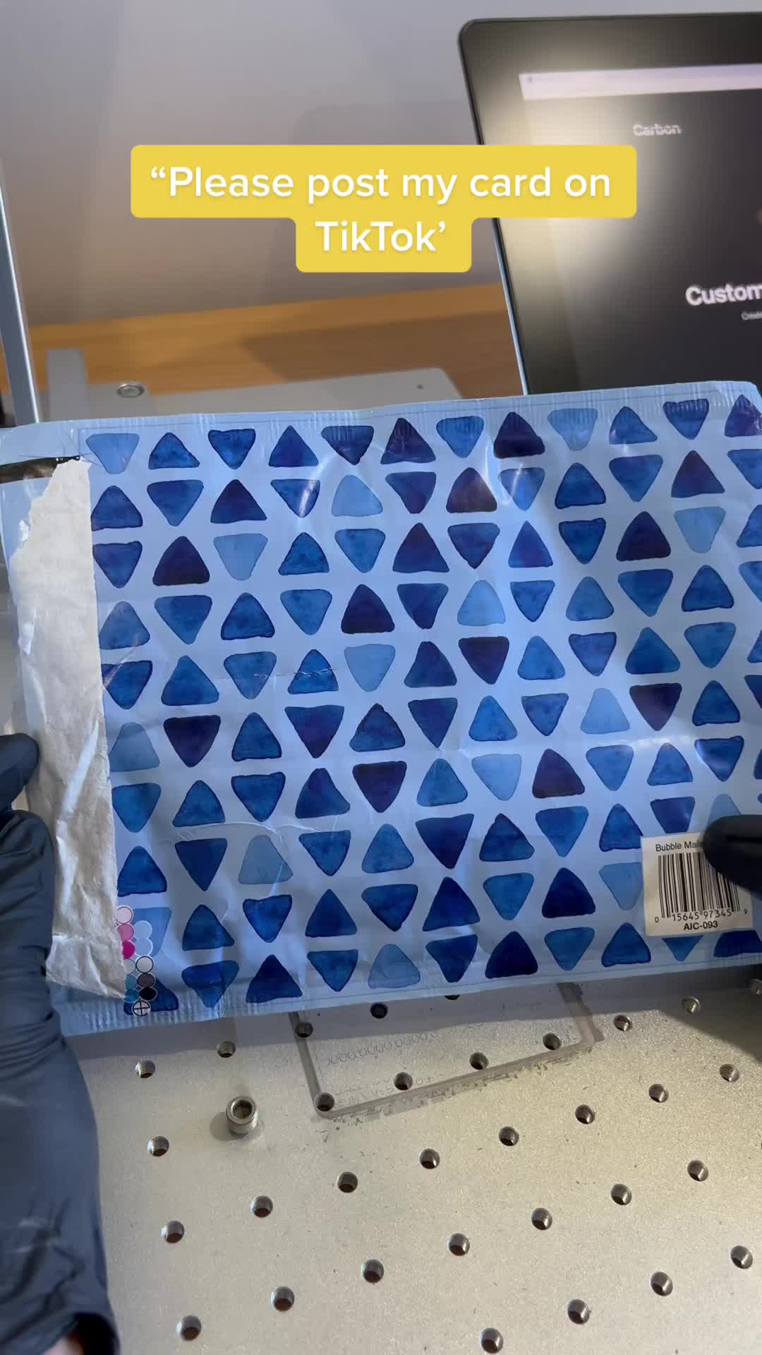@Carbon Co Skins 💳