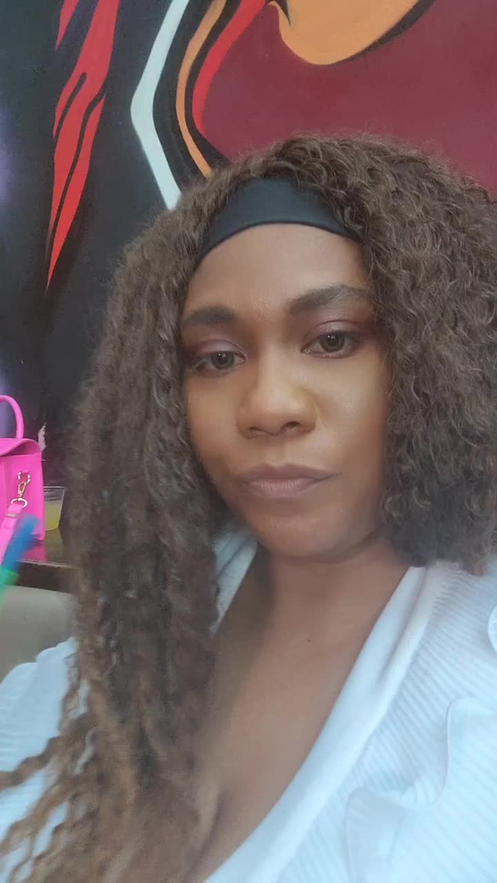 @SuSu La Paname&ntilde;a
