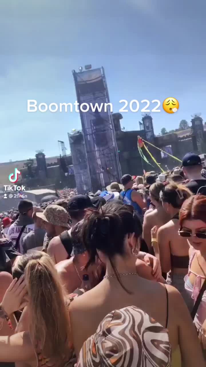 @2tinfinrudeboi