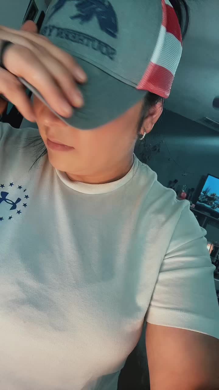 @18wheelinsonofabitch