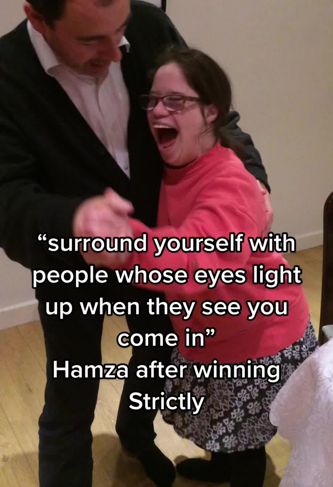 @HANNAHUGS