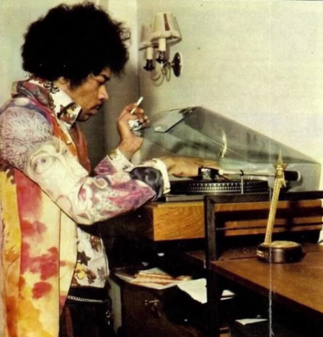 @Vintage Vibes Records