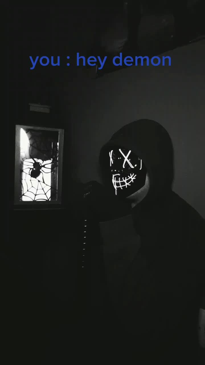 @Jayson_Moxen