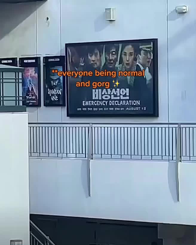 @𝘙𝘢𝘥𝘪𝘢𝘯𝘤𝘦 ❧