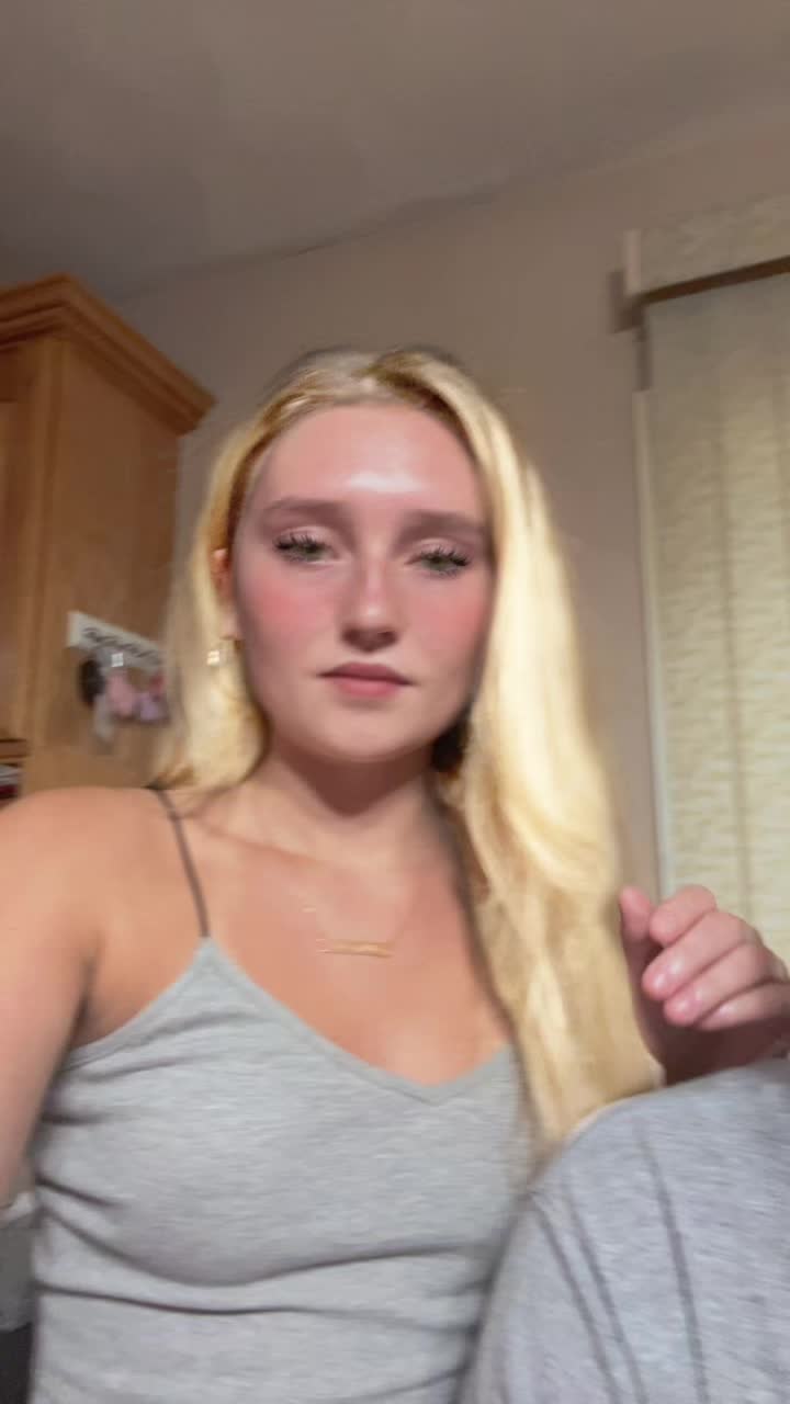 @alyssawackrow😋