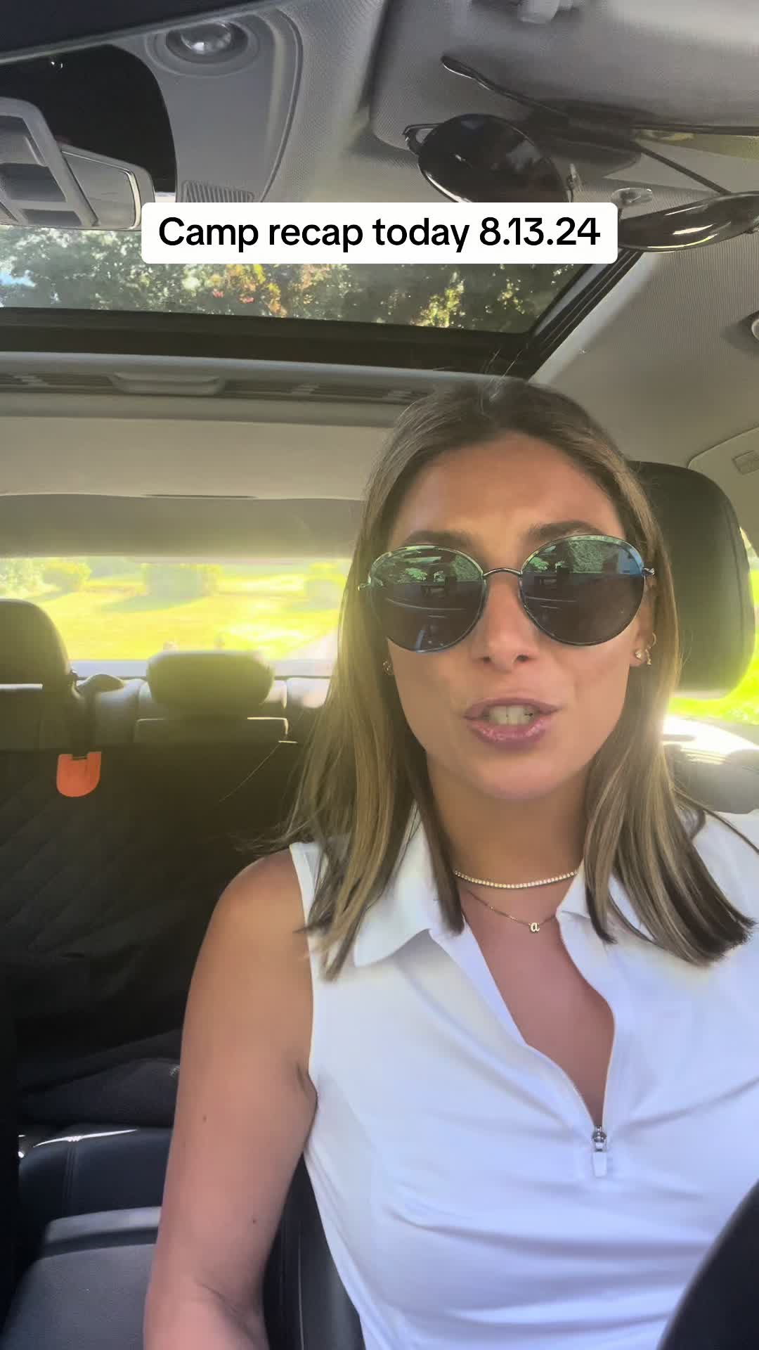 @adriannaiafolla