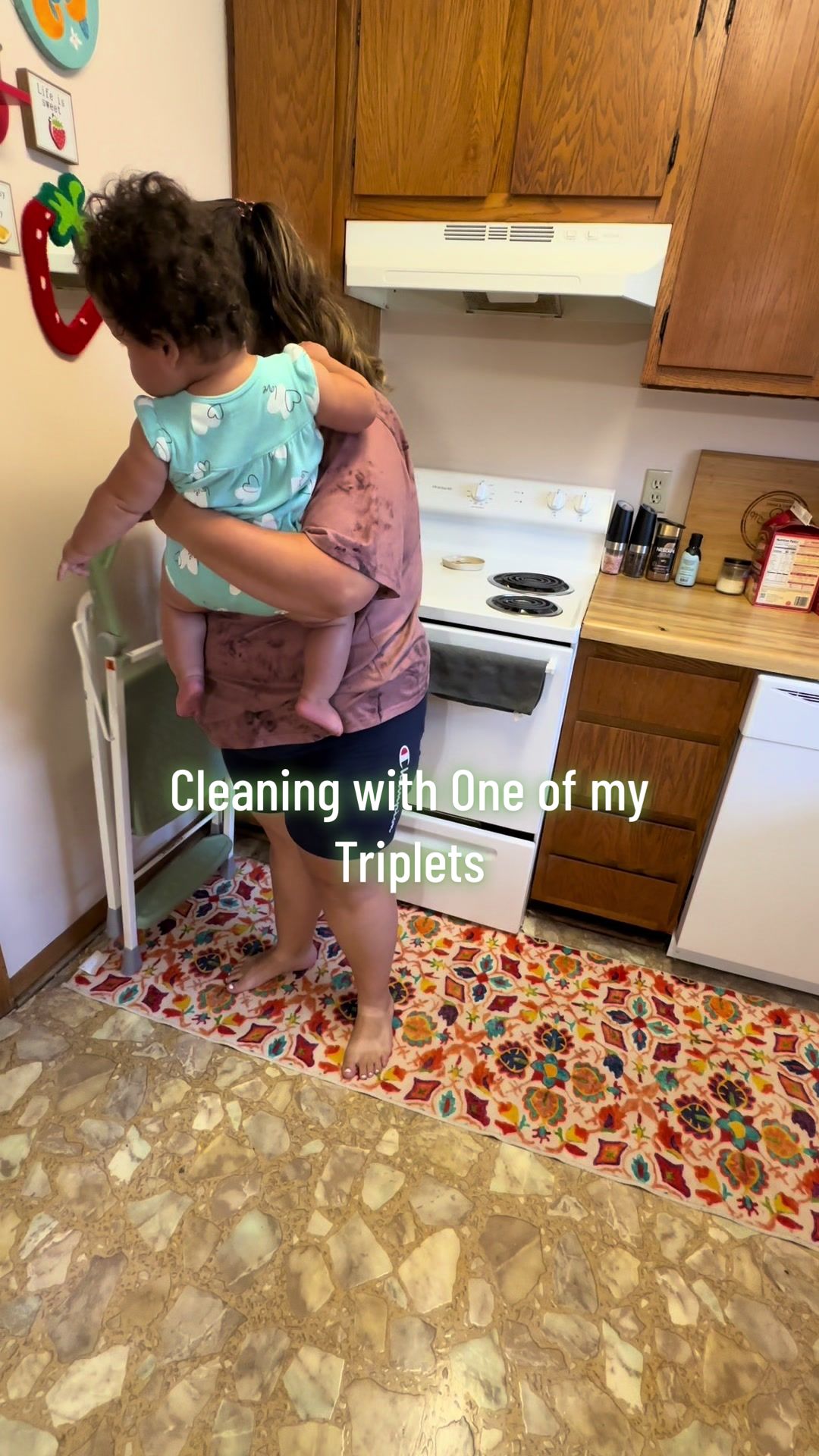 @Carlie | Triplet Girl Mom