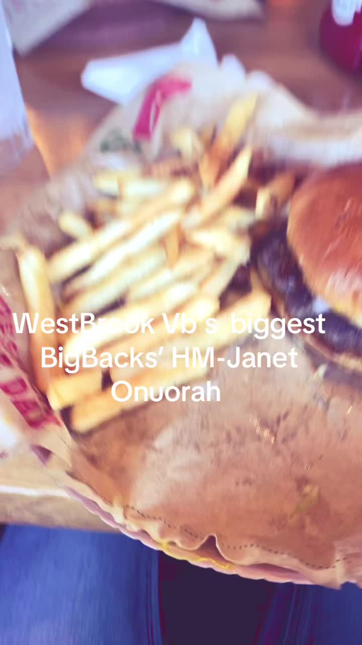 @Janettt🫧🎀