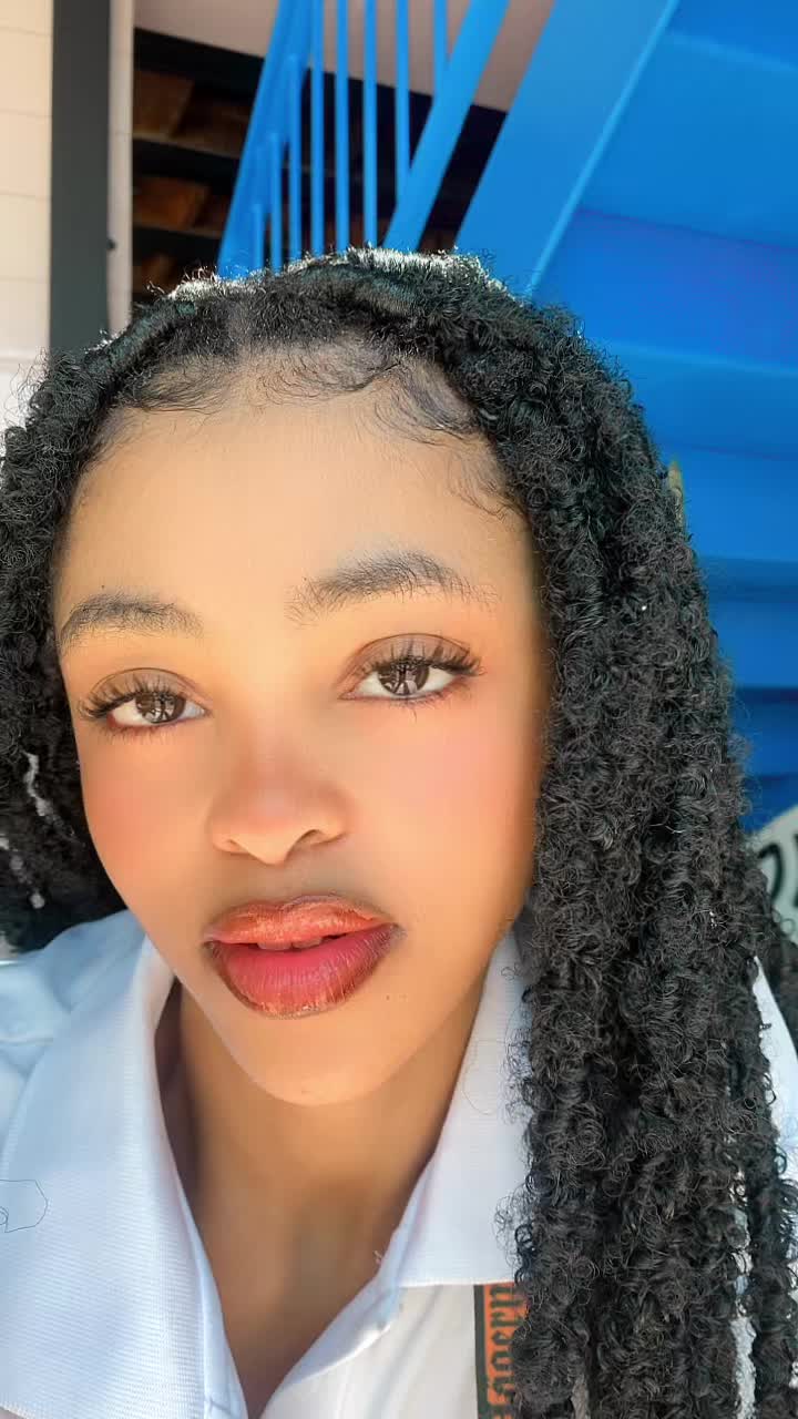 @thandiswakhalifonia