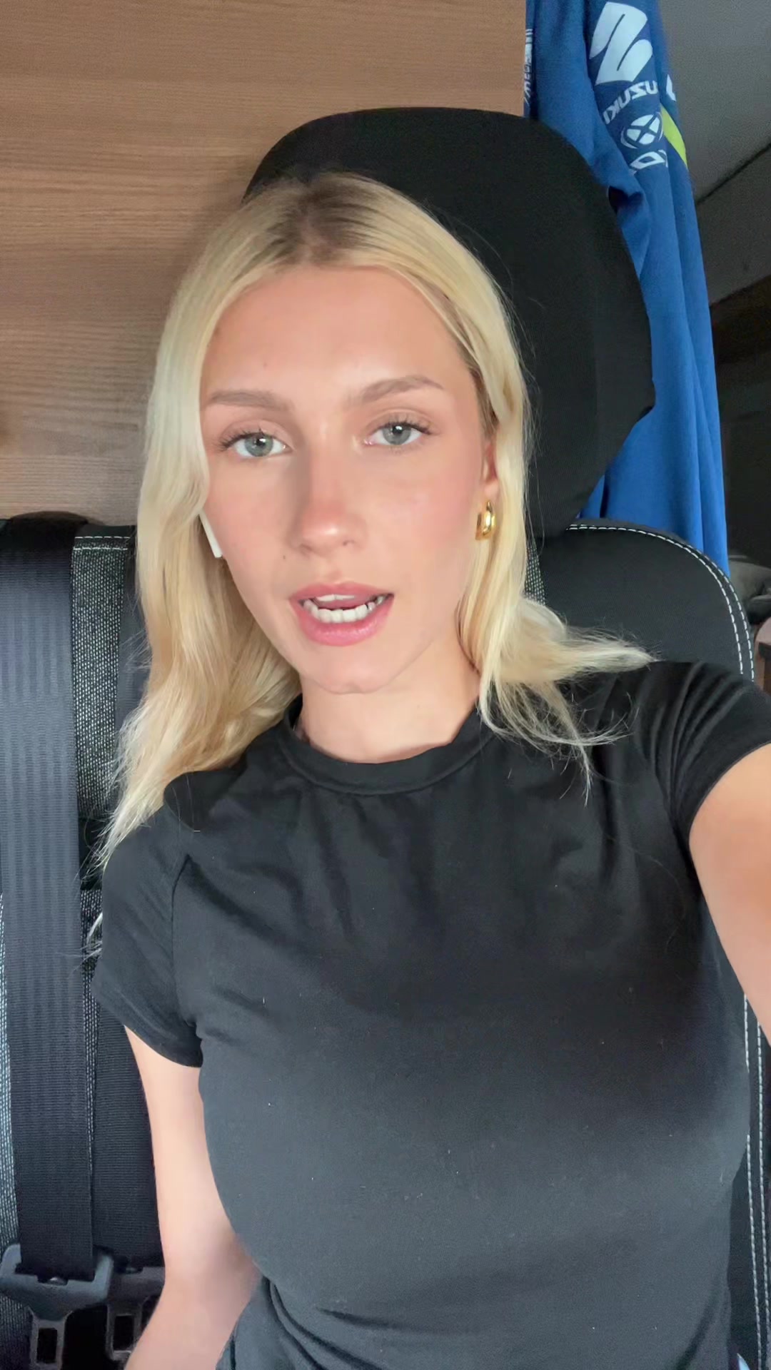 @Enoraa