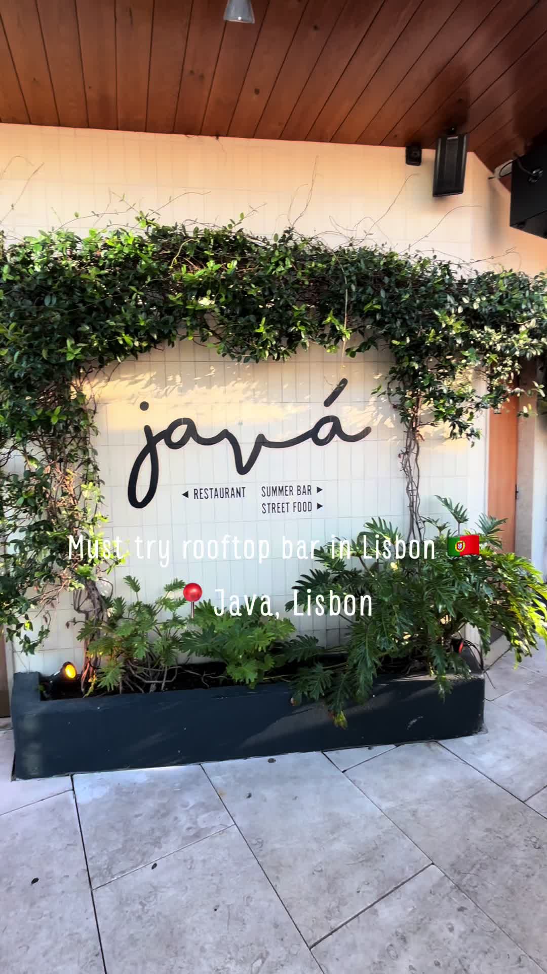@Marie-Ève|Travel