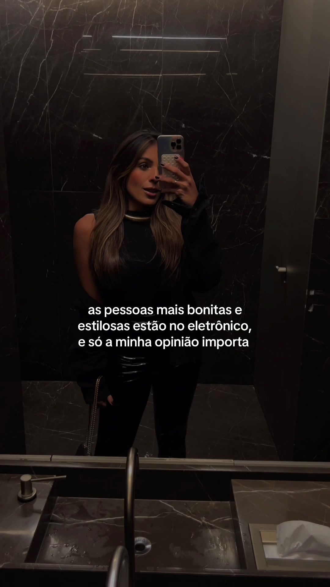 @LET&Iacute;CIA MELLO