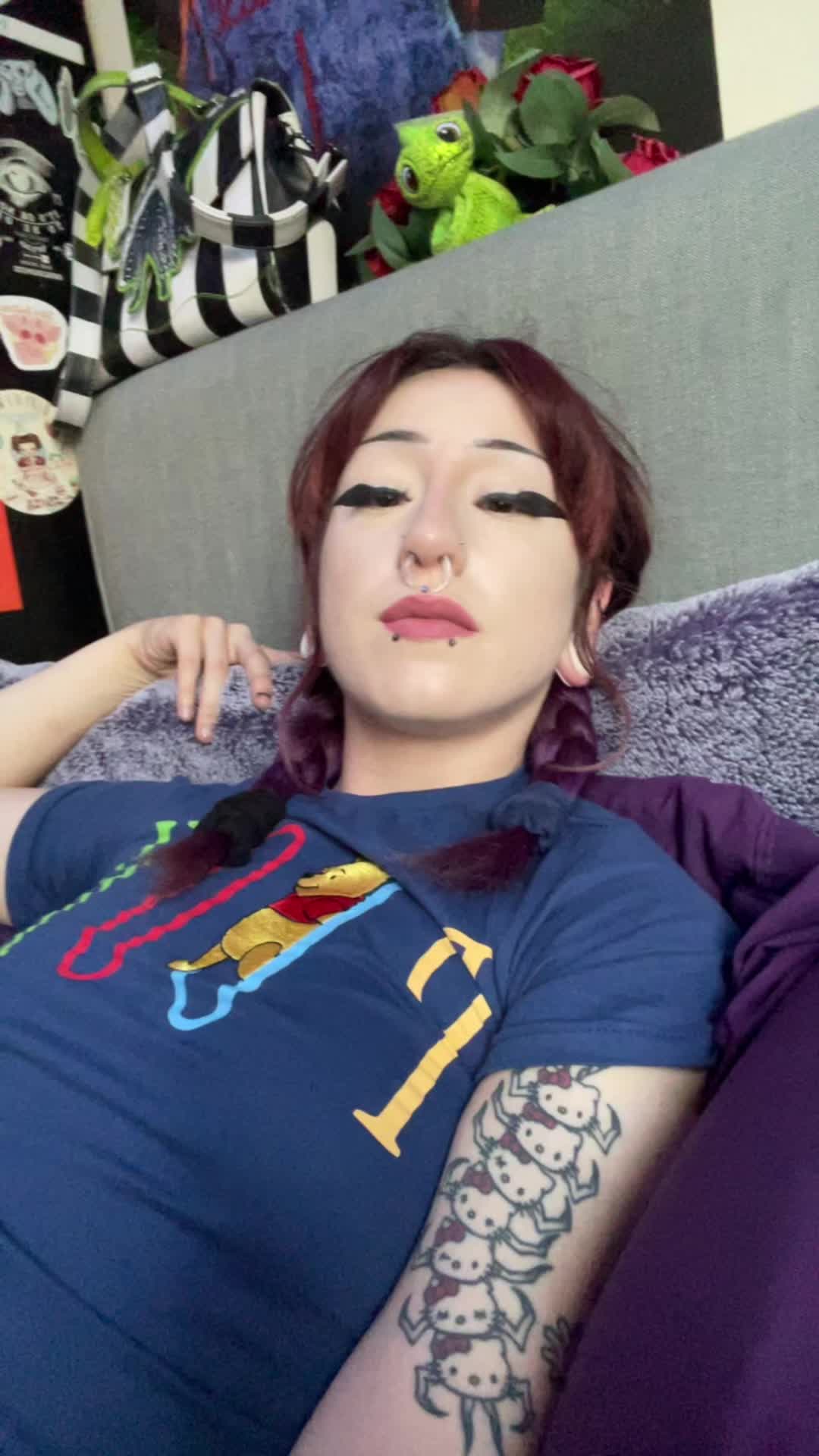 @tee