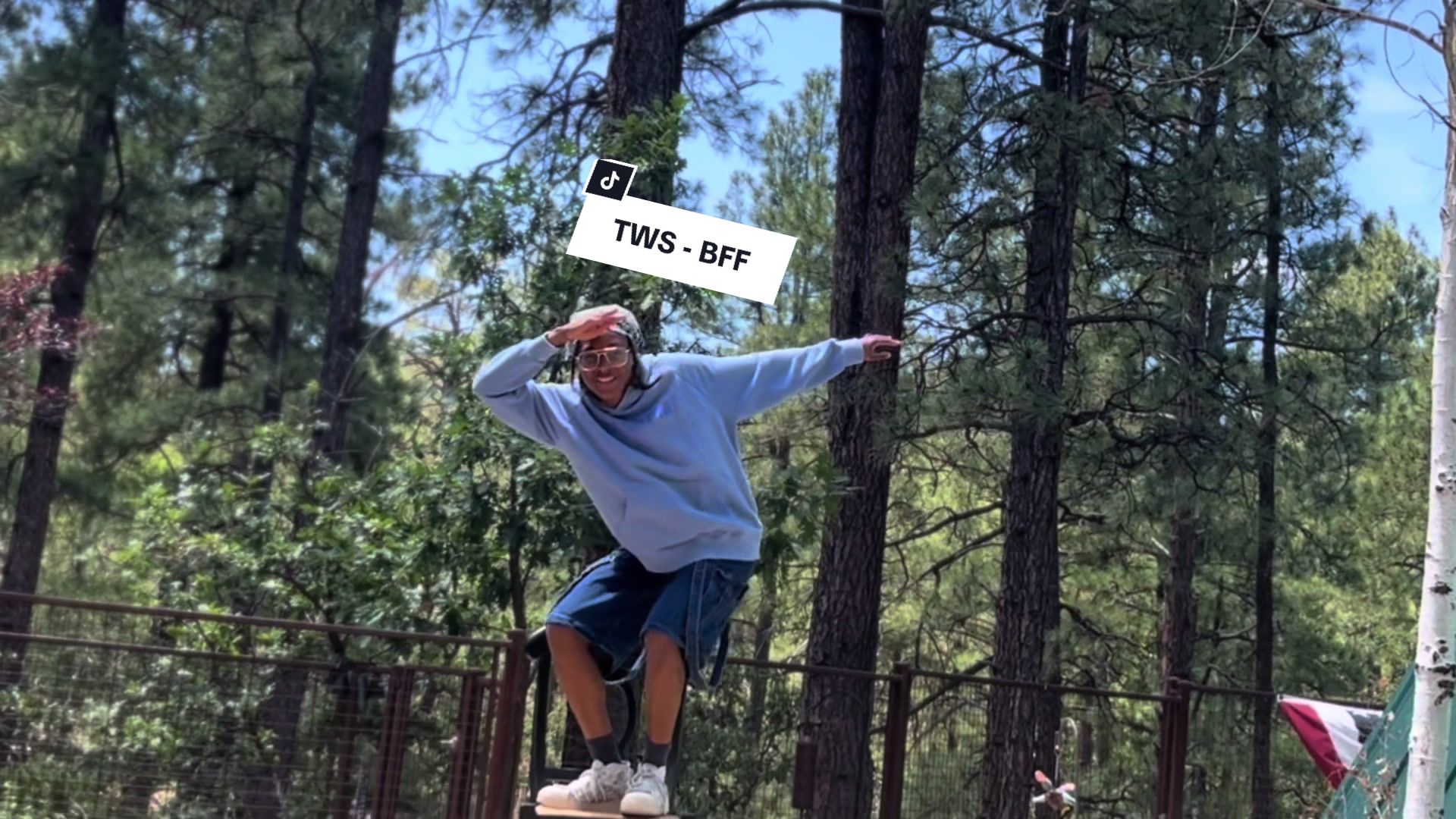 @Mo