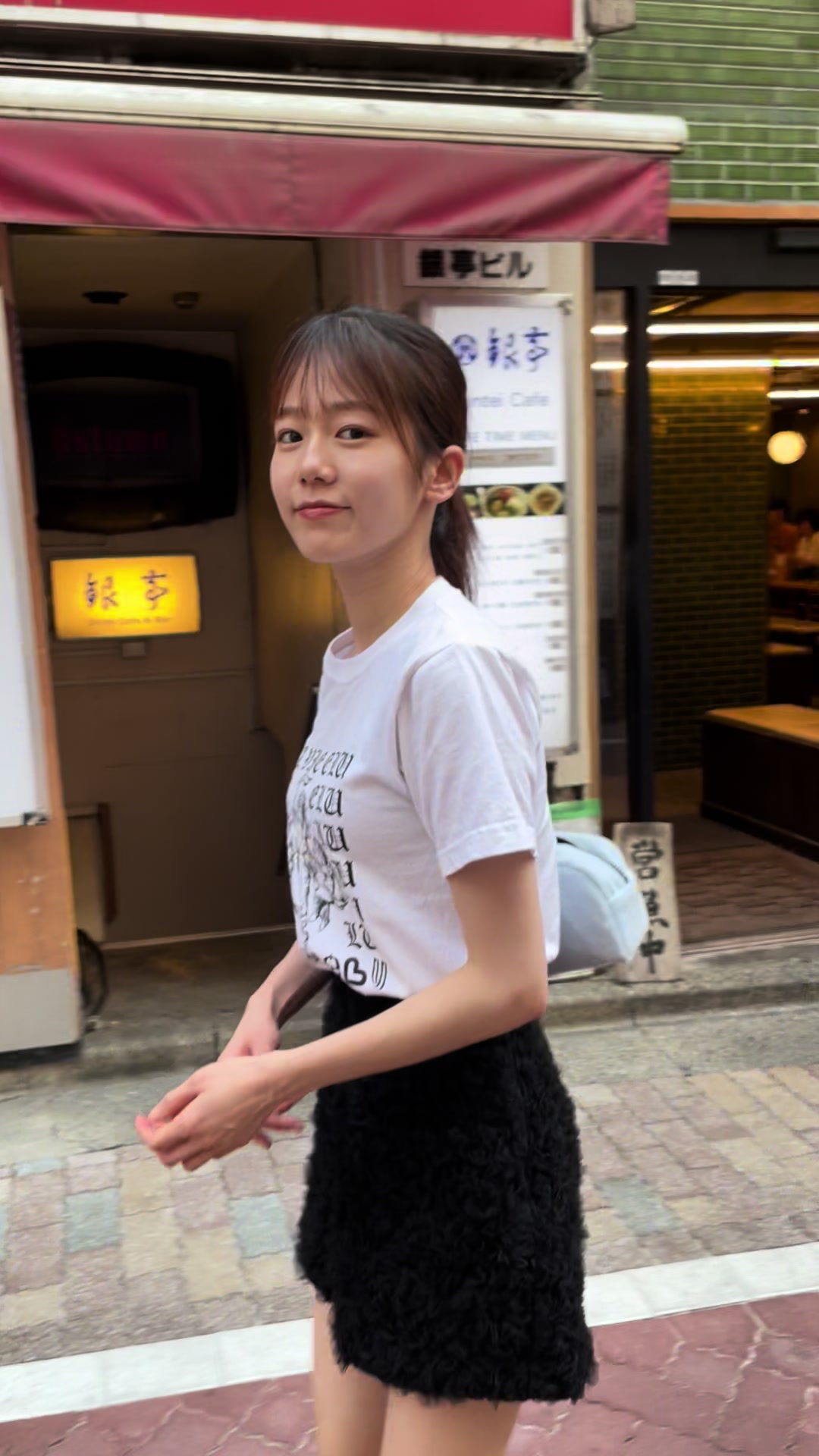 @川口　葵