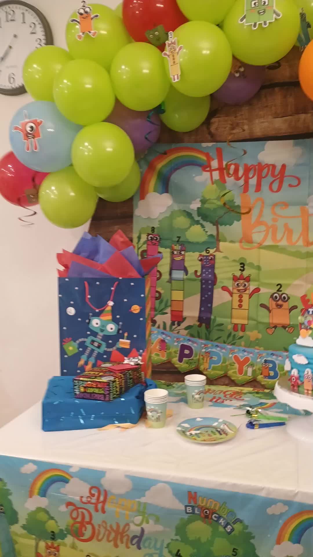 @DIY By Lilly Medero