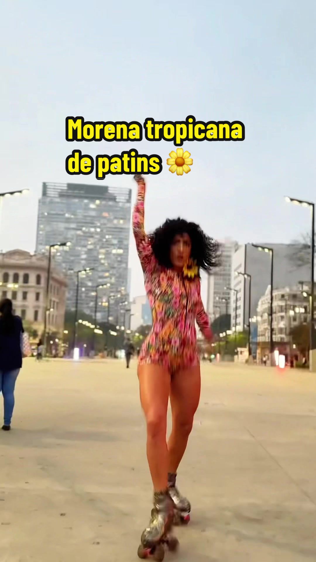 @Vit&oacute;ria Albanese