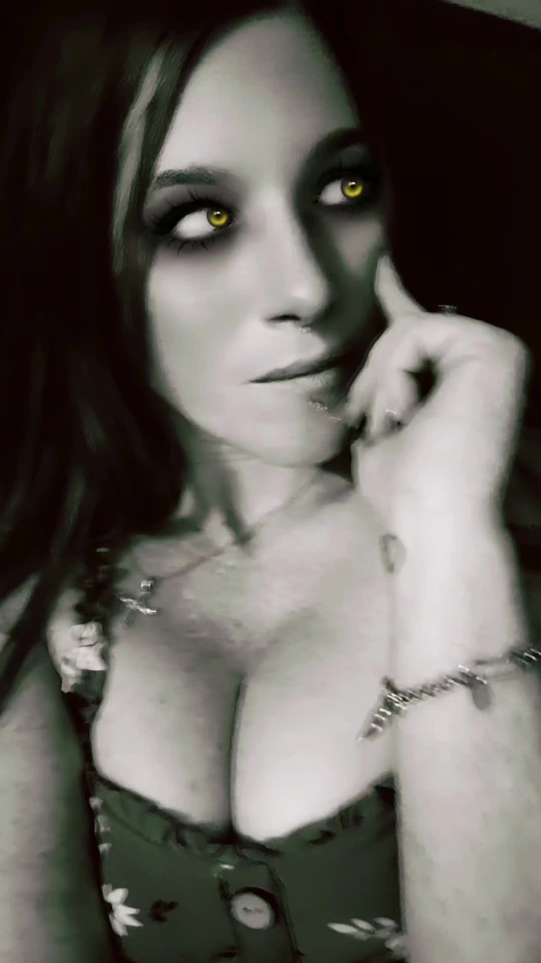 @💖Miss.Giggles💖
