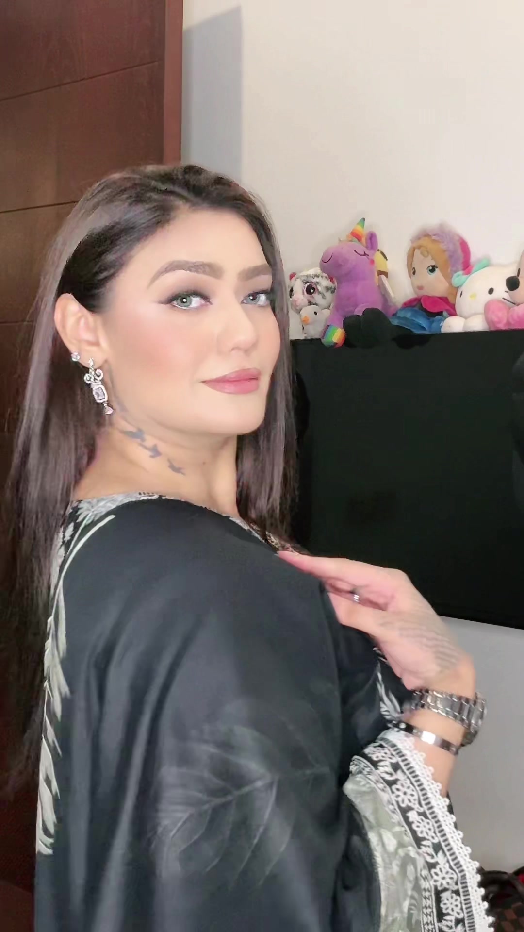 @ن