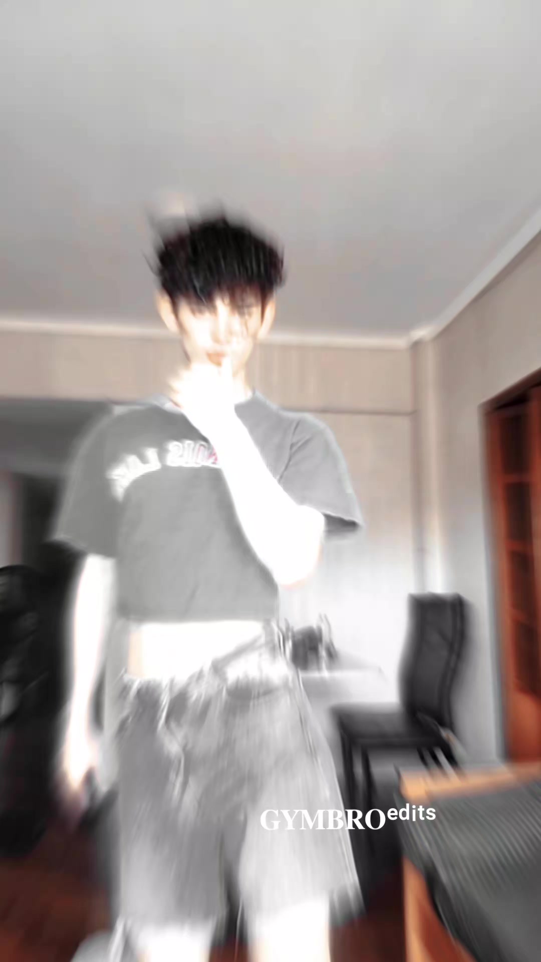 @𝐆𝐘𝐌𝐁𝐑𝐎ᵉᵈⁱᵗˢ
