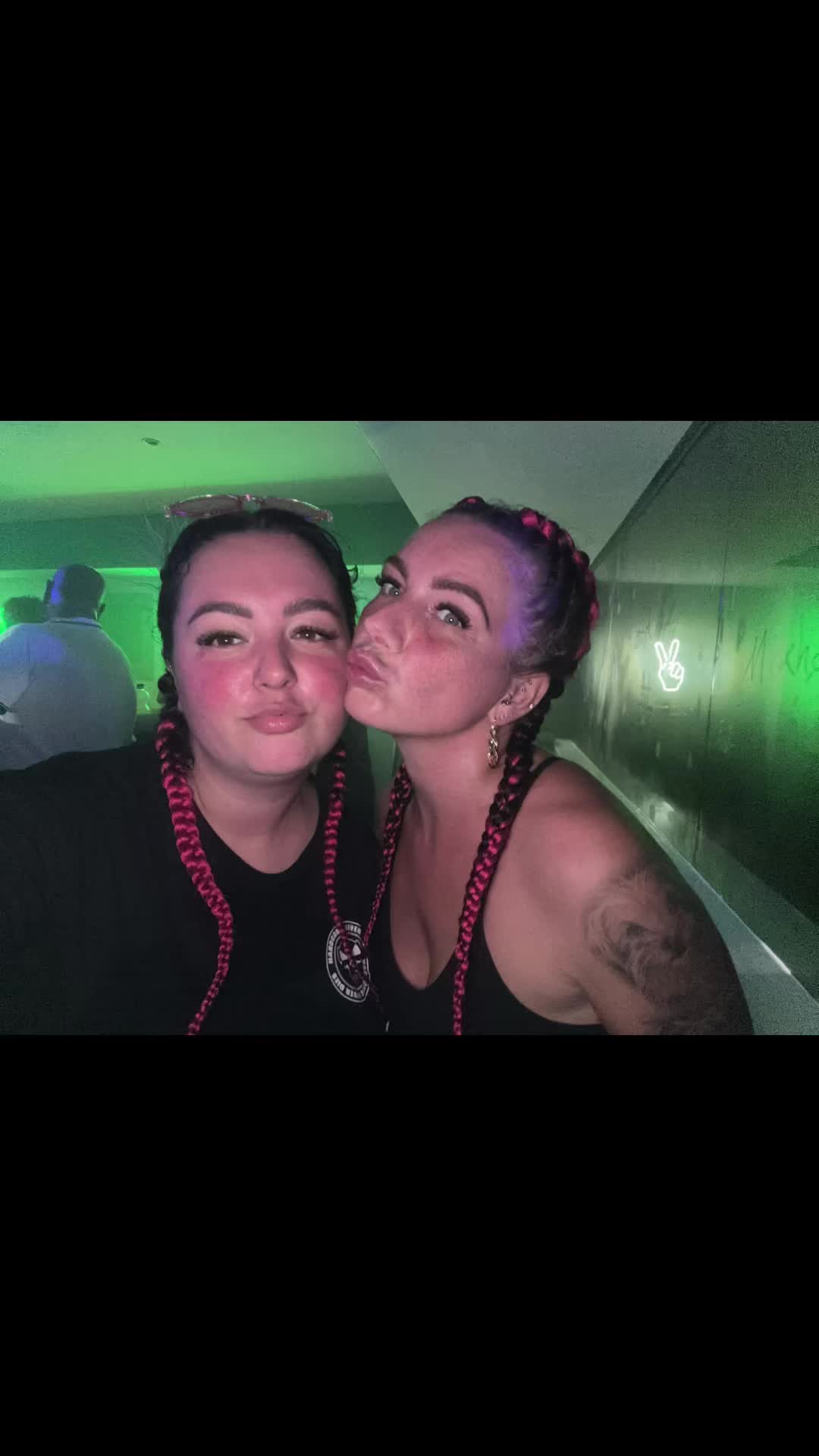 @desireedus