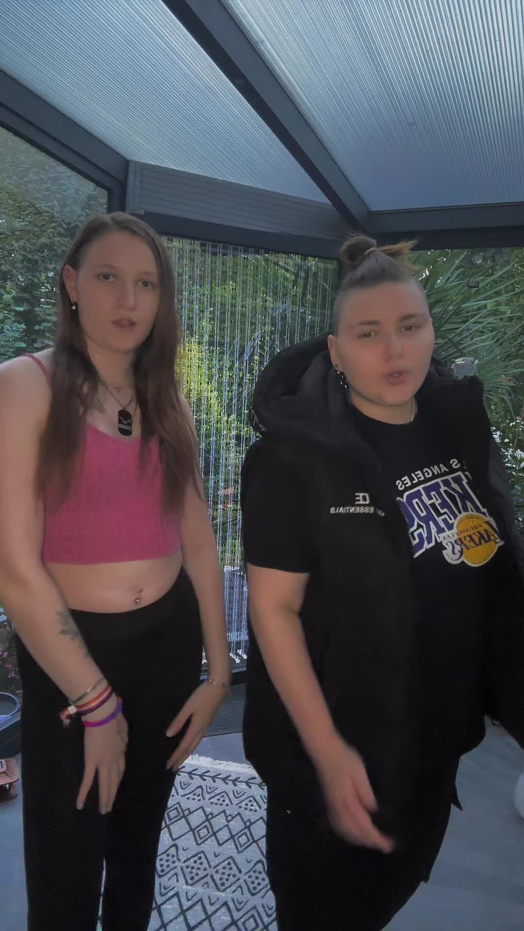 @Sallyxoxo_21