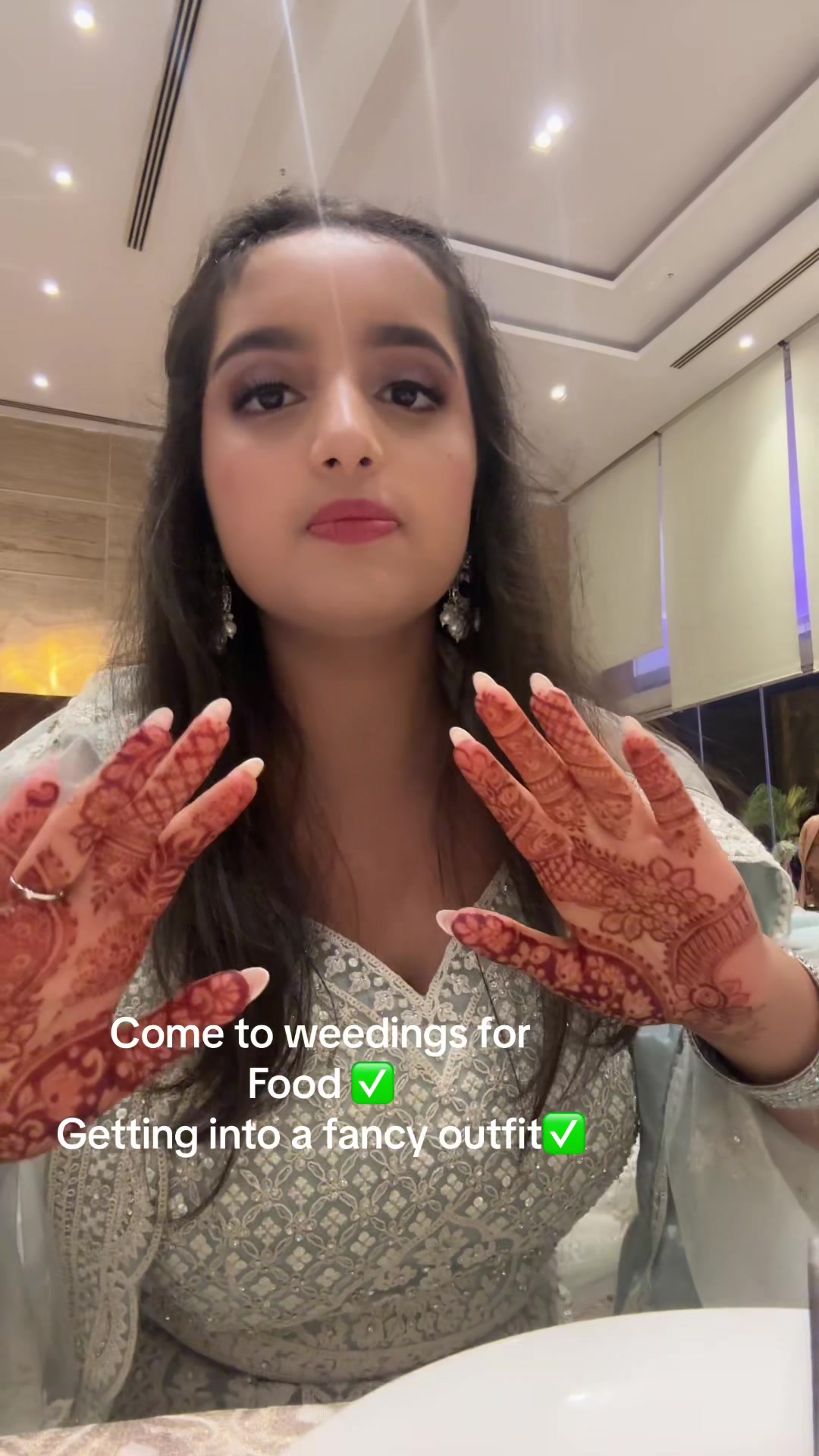 @Hiya._parwani