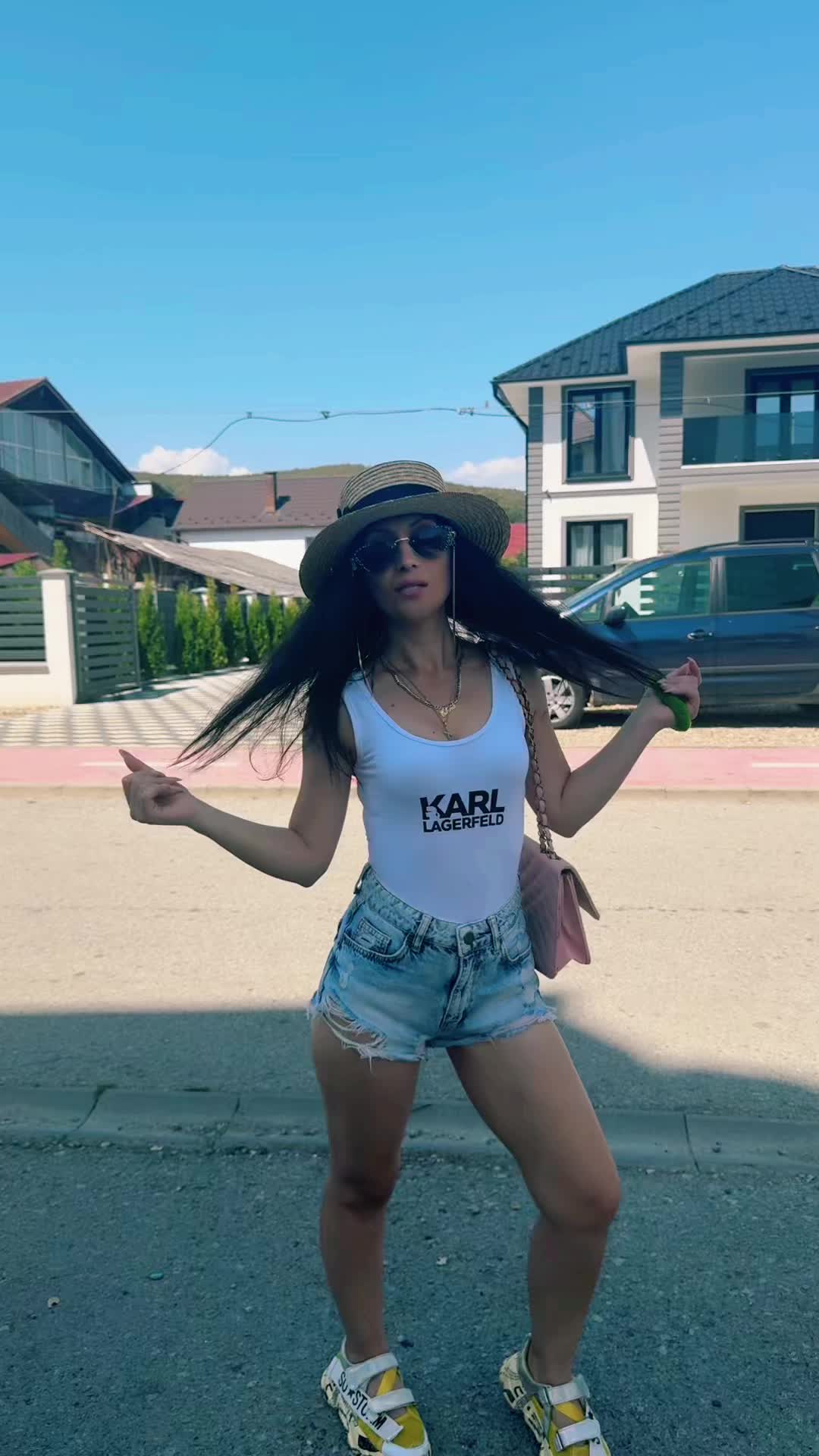 @Ayana
