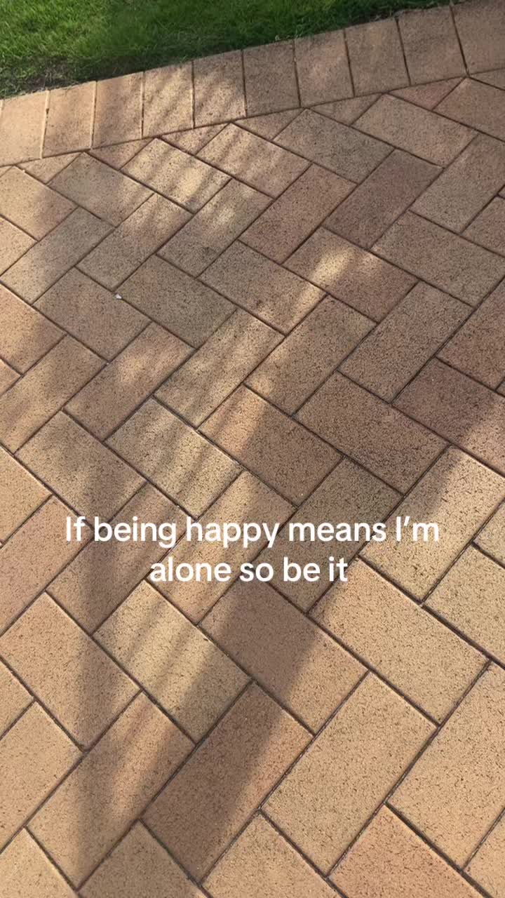 @𖣂︎ 𝓱𝓪𝔂𝓵𝓮𝓮𖣂︎