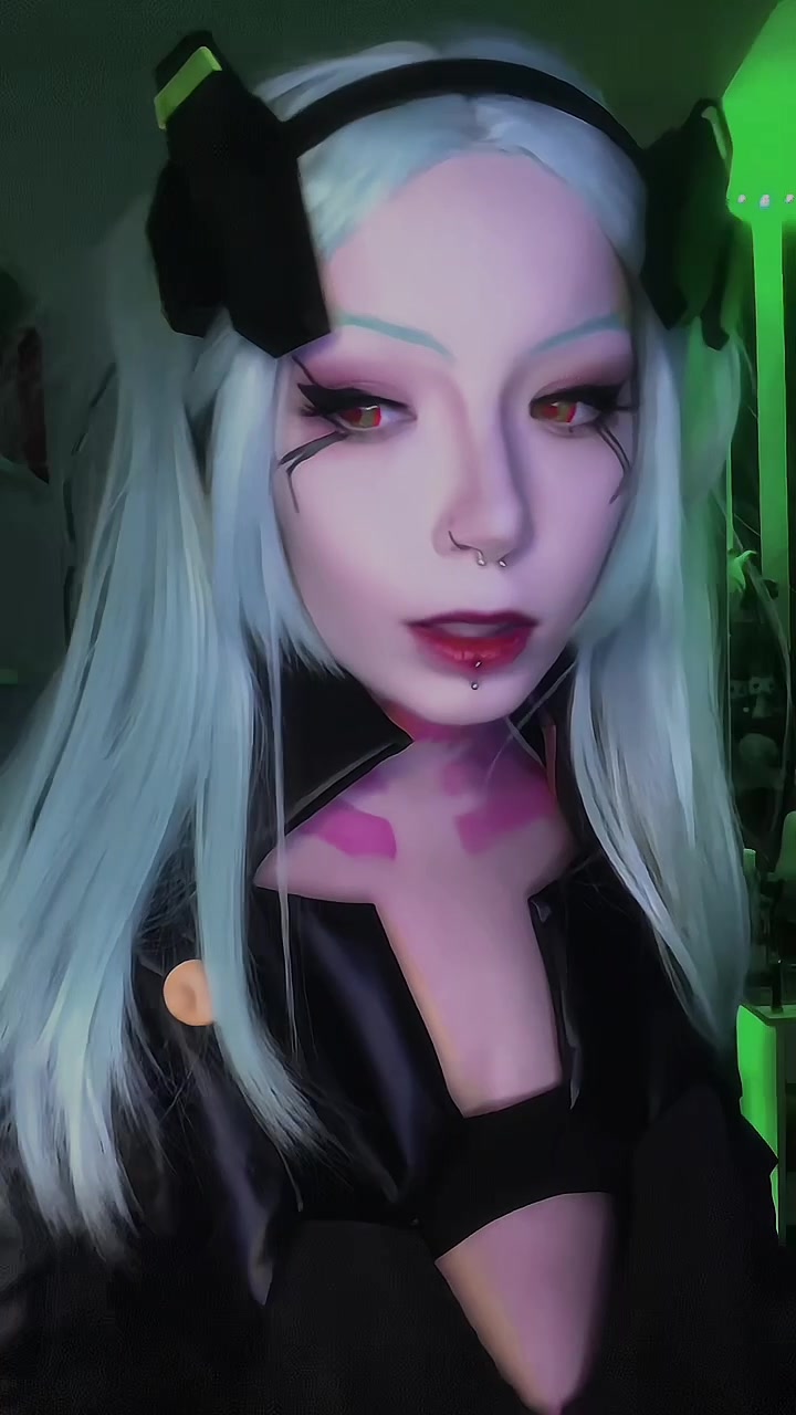 @(⁎˃ᆺ˂)