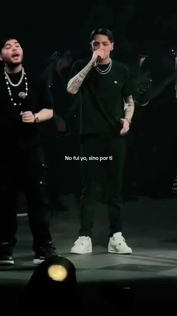 @𝐿𝑜𝑟𝑒🦥CT🍒🎧🎤🎶🎵