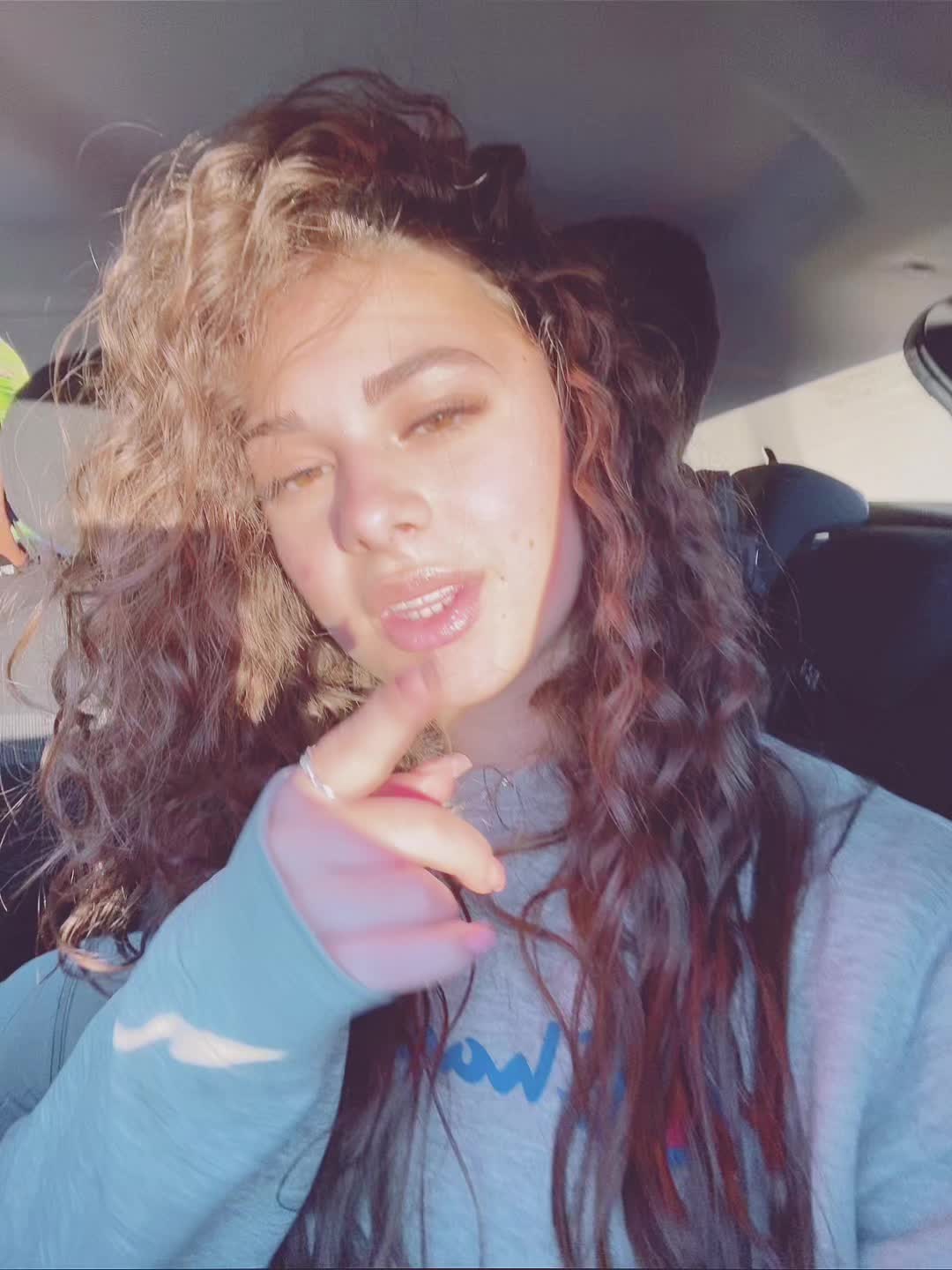 @shanagrimieri