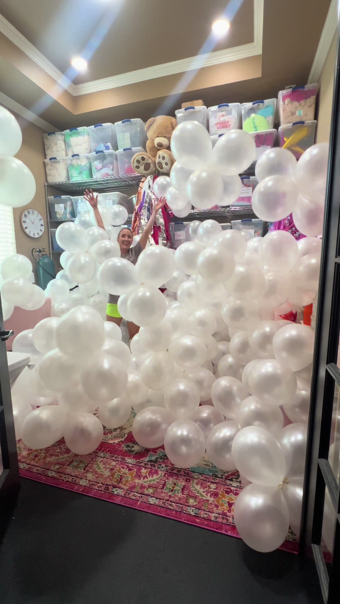 @JoyFull Balloon Boutique