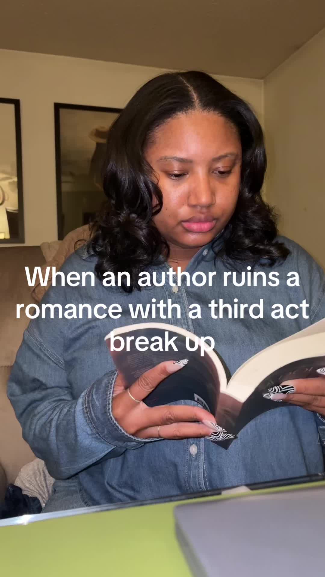 @𝒜𝓈𝒽𝒶 | The Book Critic ✮