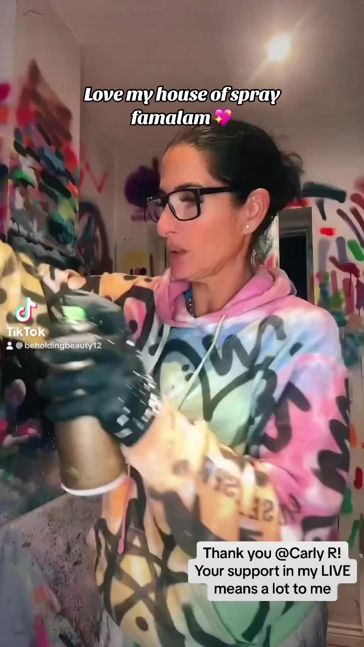 @House_of_Spray1