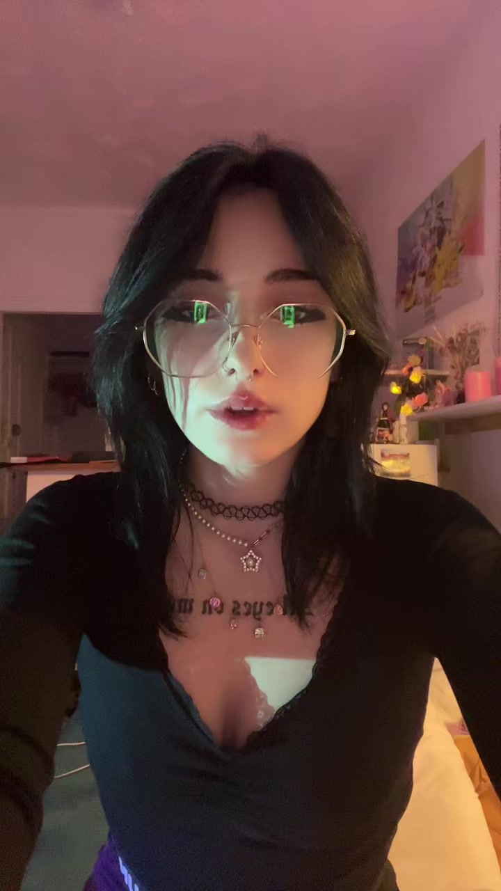 @Mimi 🕷️🌸