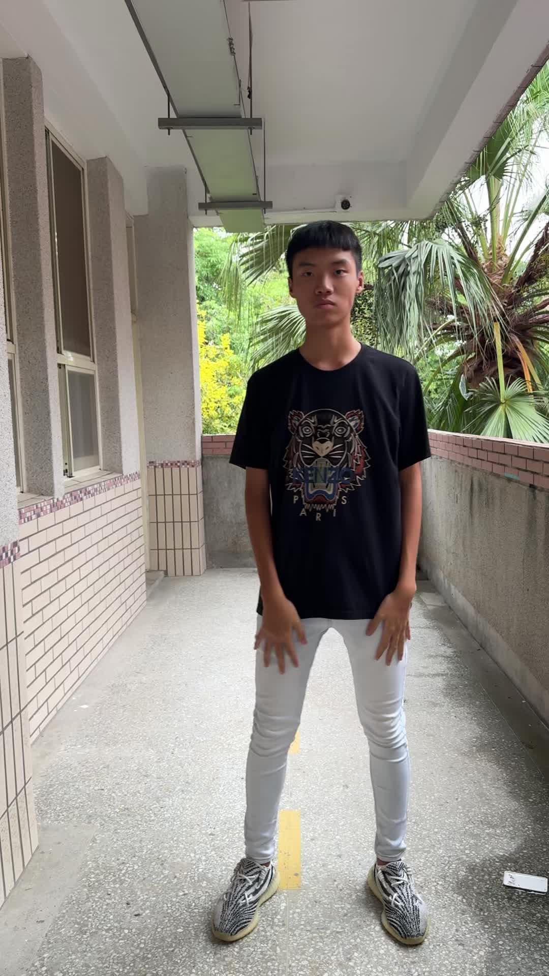 @🐐