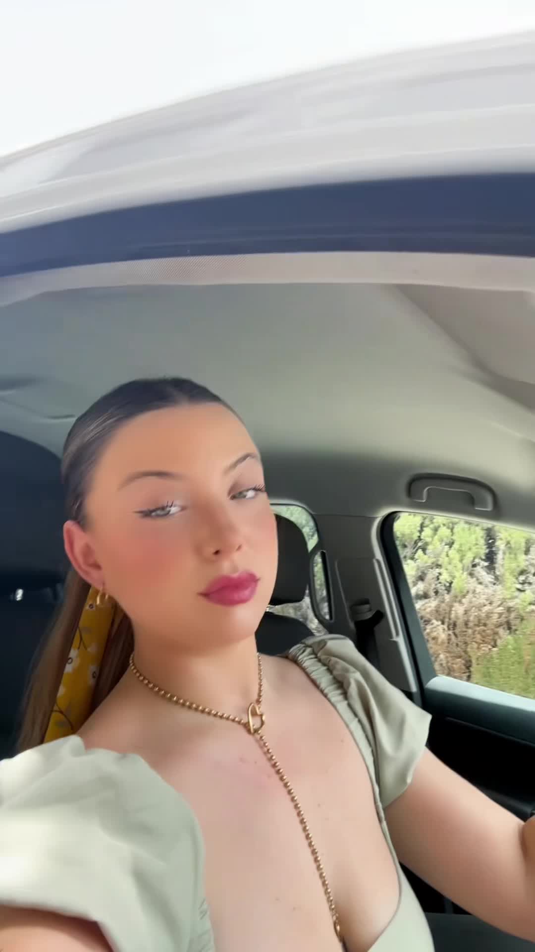 @Arowi