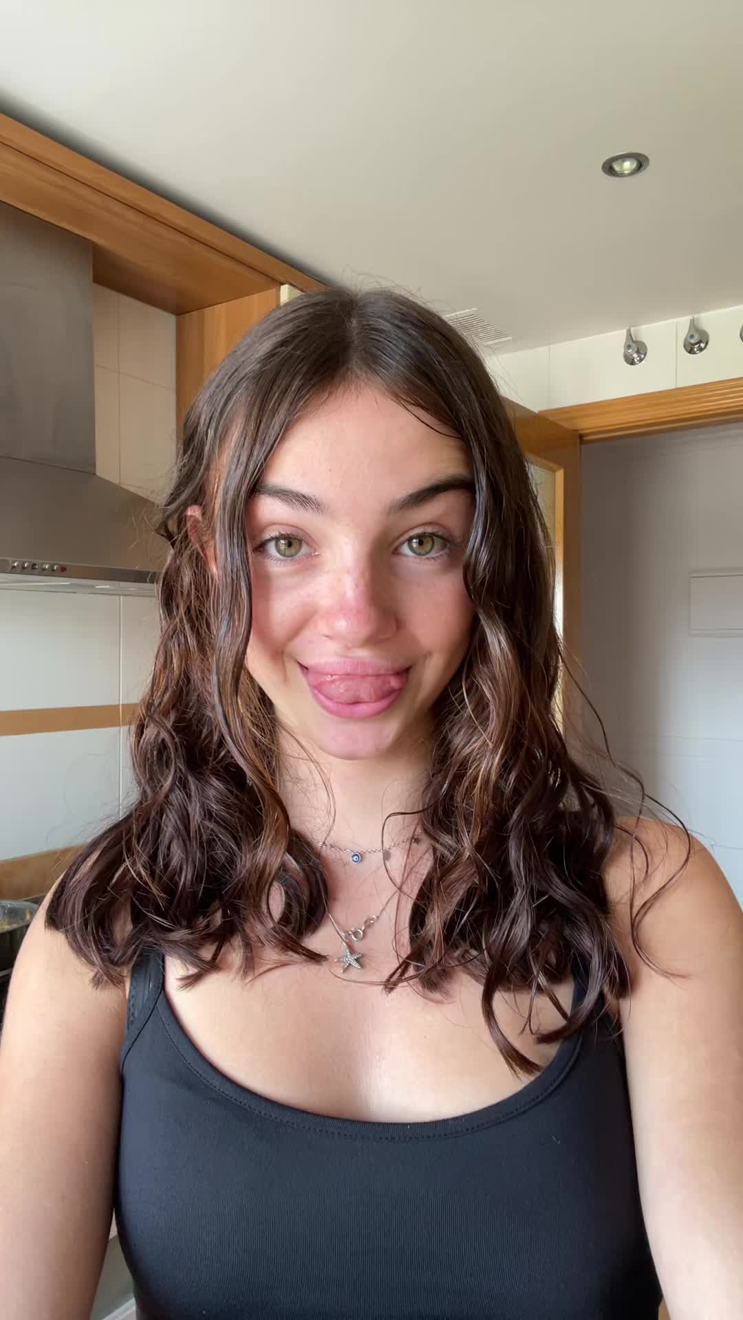 @clausahiss