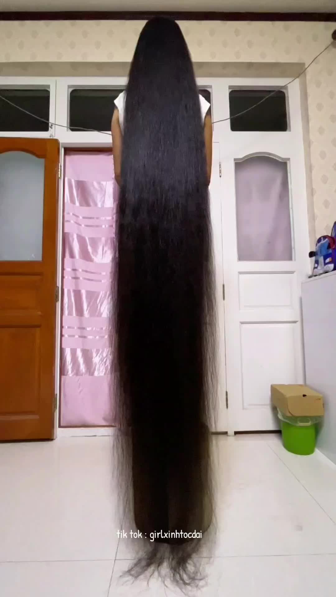 @Những C&ocirc; G&aacute;i T&oacute;c D&agrave;i
