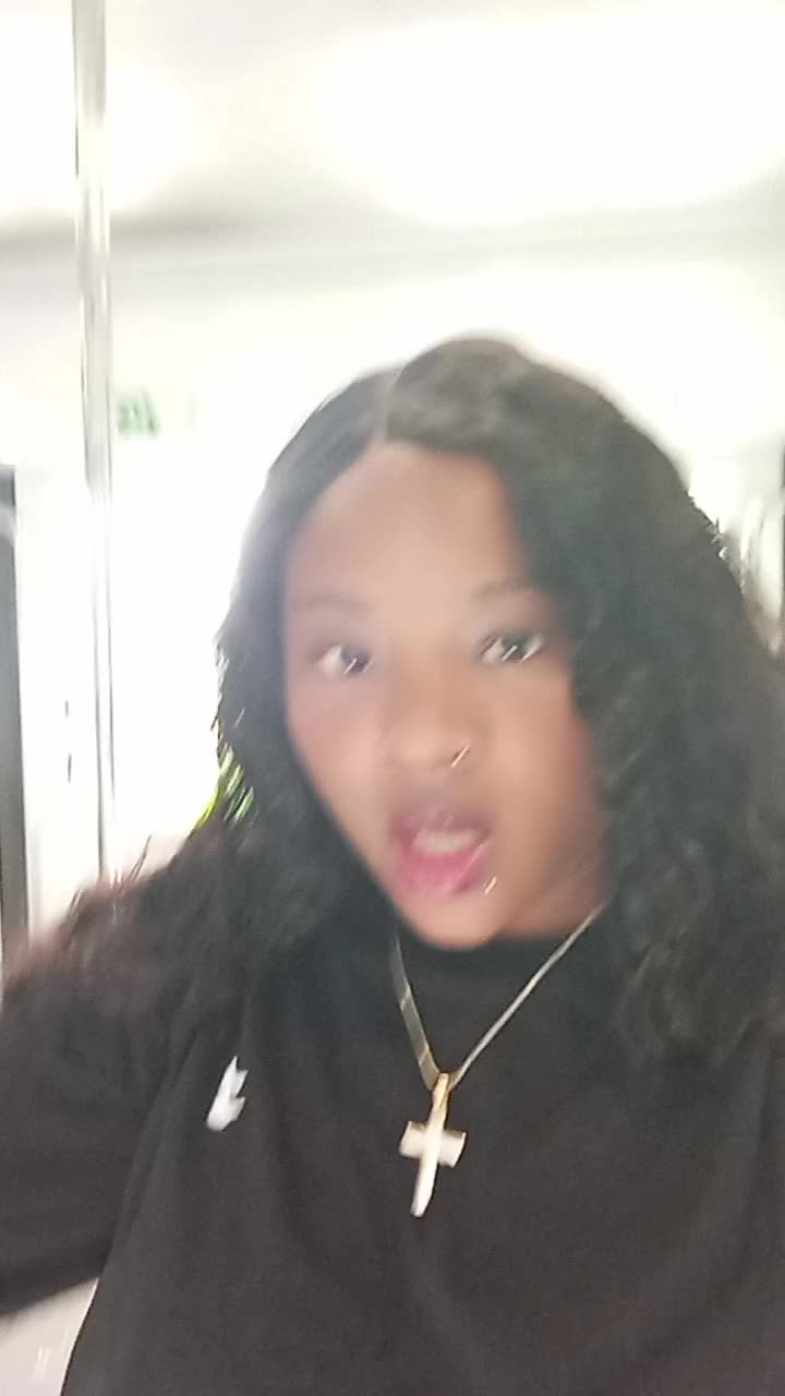 @LIZZY(B.T.C.QUEEN🕊️) 🙏🏼