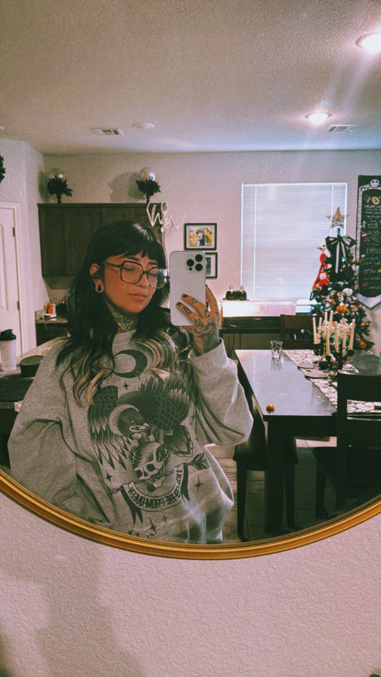 @𝔇𝔬𝔪𝔦𝔫𝔦𝔮𝔲𝔢 🖤✨🗡️