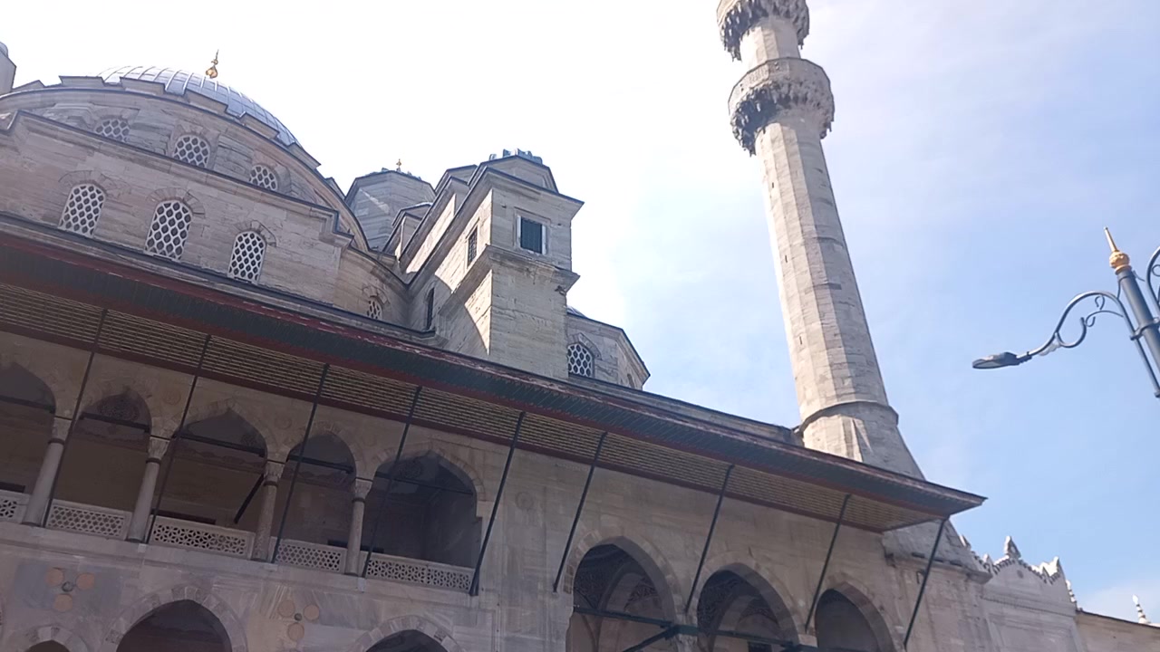 @أمنيات سرقها القدر.