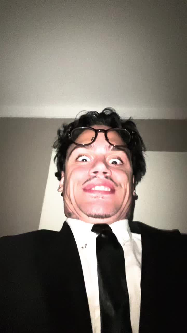 @sheloveeeeeeeeeeee